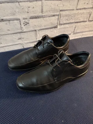 Zapatos de vestir Clarks negros