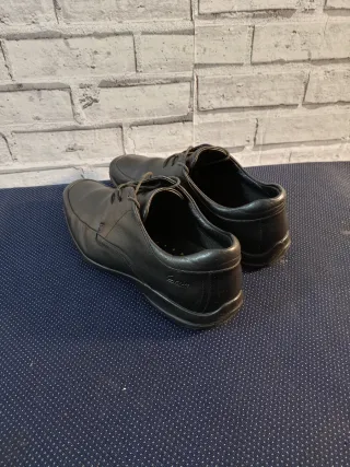 Zapatos de vestir Clarks negros