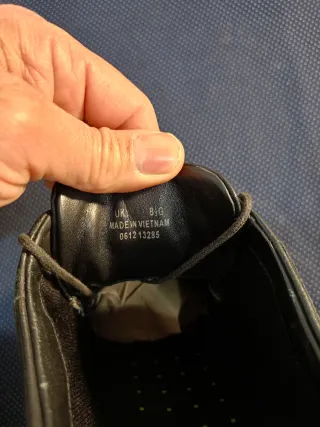 Zapatos de vestir Clarks negros