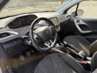 Peugeot 2008 2015 - NO Puretech