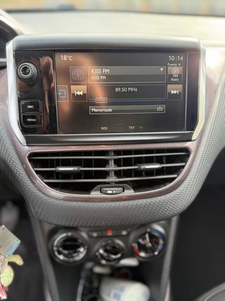 Peugeot 2008 2015 - NO Puretech