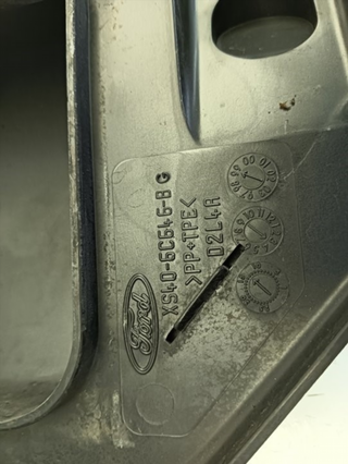 TAPA MOTOR FORD FOCUS BERLINA (CAK) C9DA XS406C64