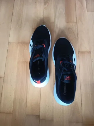 Zapatillas Reebok Energen Lux Negras