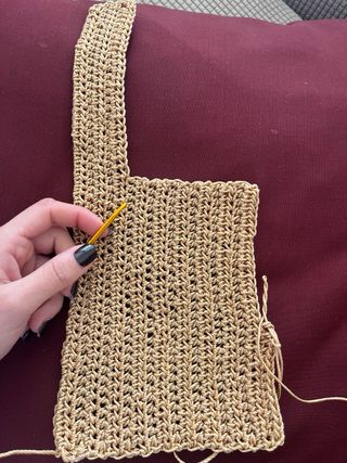 Bolso tejido dorado estilo japonés