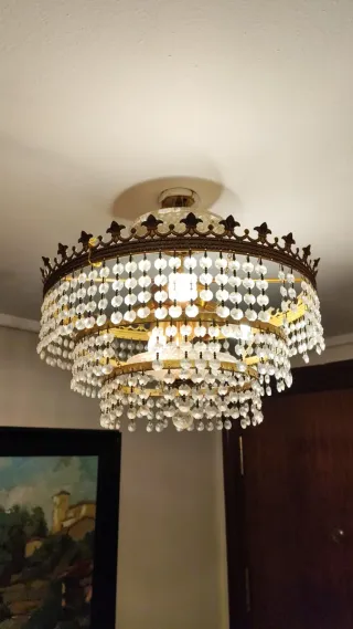 Lámpara de techo de cristal y metal