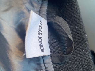 Chaqueta bomber negra