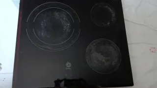 Placa vitrocerámica Balay usada