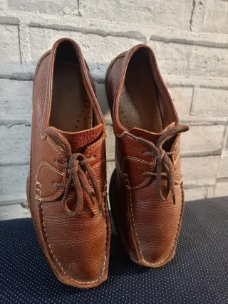 Zapatos de vestir marrones