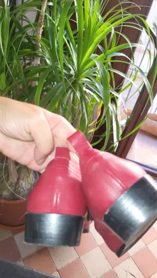 Zapatos de mujer Homers de piel. Rojo Talla 40