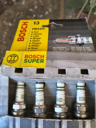 4 Bujías Bosch FR6DC Nuevas