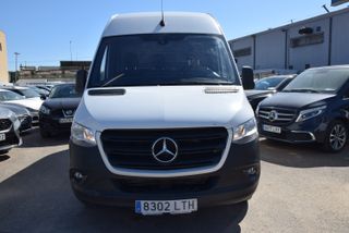 Mercedes-Benz Sprinter 2021