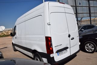 Mercedes-Benz Sprinter 2021