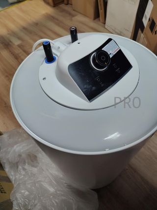 Calentador de agua eléctrico vertical - Comfee