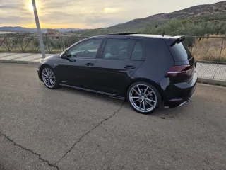 Volkswagen Golf  r300 dsg 2016