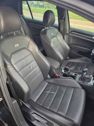 Volkswagen Golf  r300 dsg 2016