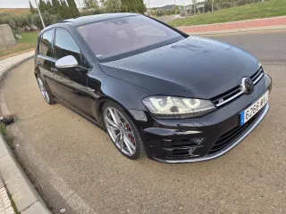 Volkswagen Golf  r300 dsg 2016