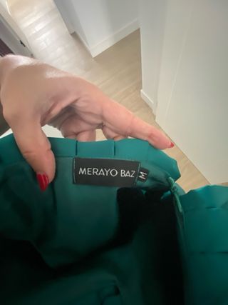 Vestido de fiesta verde esmeralda