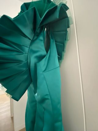 Vestido de fiesta verde esmeralda