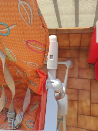 Trona Chicco naranja hojas