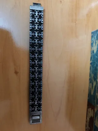 Pulsera de acero eslabonada