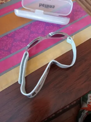 Gafas de sol infantiles con funda