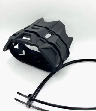 Protector tubo de escape moto negro