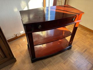 Mueble auxiliar madera oscura con cajón