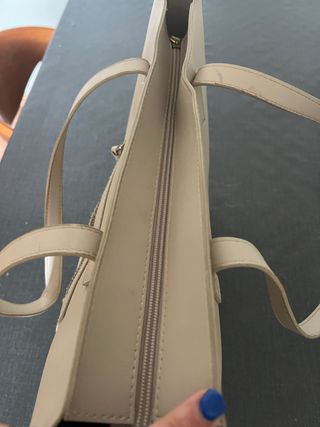 Bolso y sandalias beige/gris