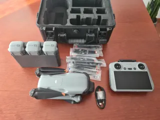 DJI Air 3 Fly More Combo RC2 Drone
