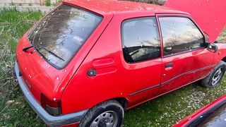 Peugeot 205 1995