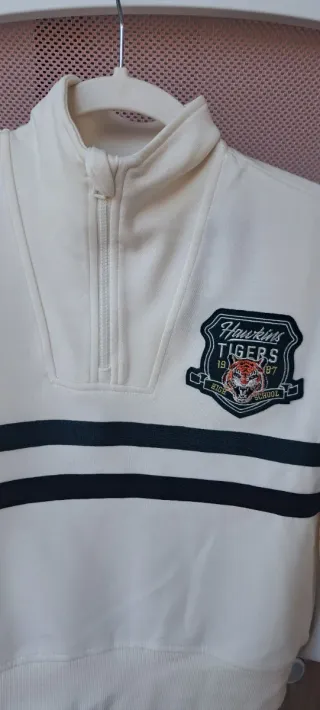 Sudadera Hawkins Tigers Stranger Things