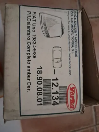 FIAT UNO. PILOTO DELANTERO DERECHO.