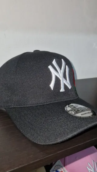 Gorra New York Yankees 9FORTY New Era Negra