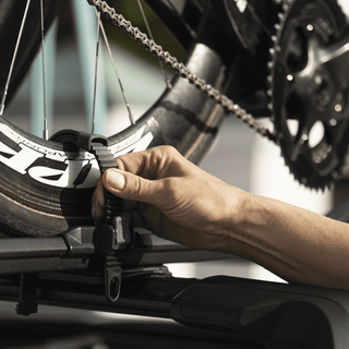 Alquiler portabicis Thule FastRide + barras