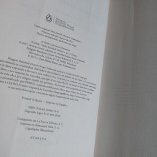 Mi hermano persigue dinosaurios / My Brother Ch...