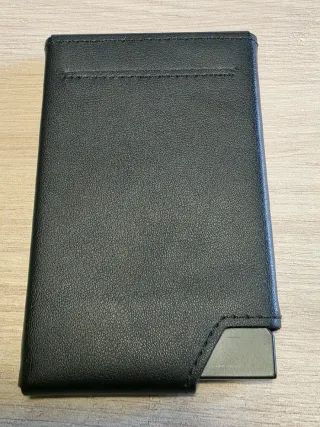 Cartera Tarjetero VULKIT Negra