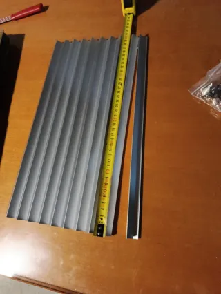 (04) Tiras de aluminio para luces LED