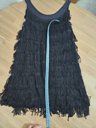 Vestido negro estilo Charleston con flecos H&M