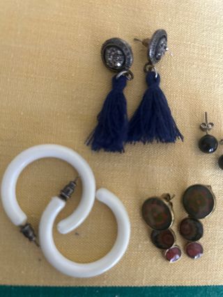 Lote de pendientes varios