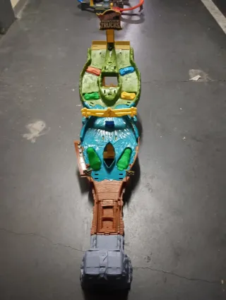 Pista Hot Wheels Monster Trucks