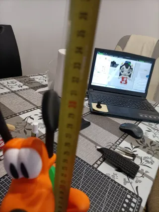 Figura Pluto 3D Naranja figura grande de 30 cm