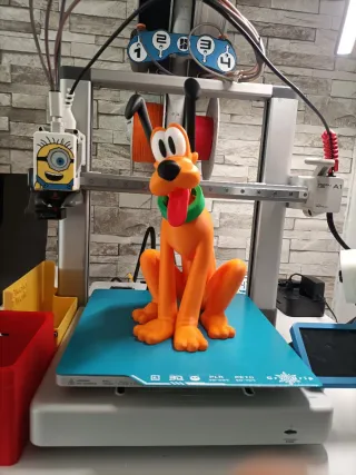 Figura Pluto 3D Naranja figura grande de 30 cm