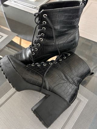 Botines negros talla 39