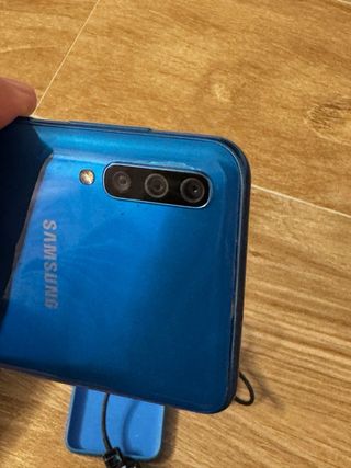 Samsung Galaxy A50 Negro/Azul + Accesorios