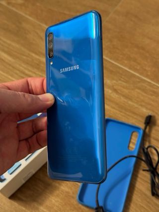 Samsung Galaxy A50 Negro/Azul + Accesorios