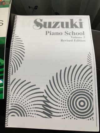 Piano Digital Yamaha Clavinova CLP-330 + Banqueta