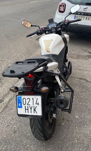 Honda CB500F A2 Naked Blanca y Roja