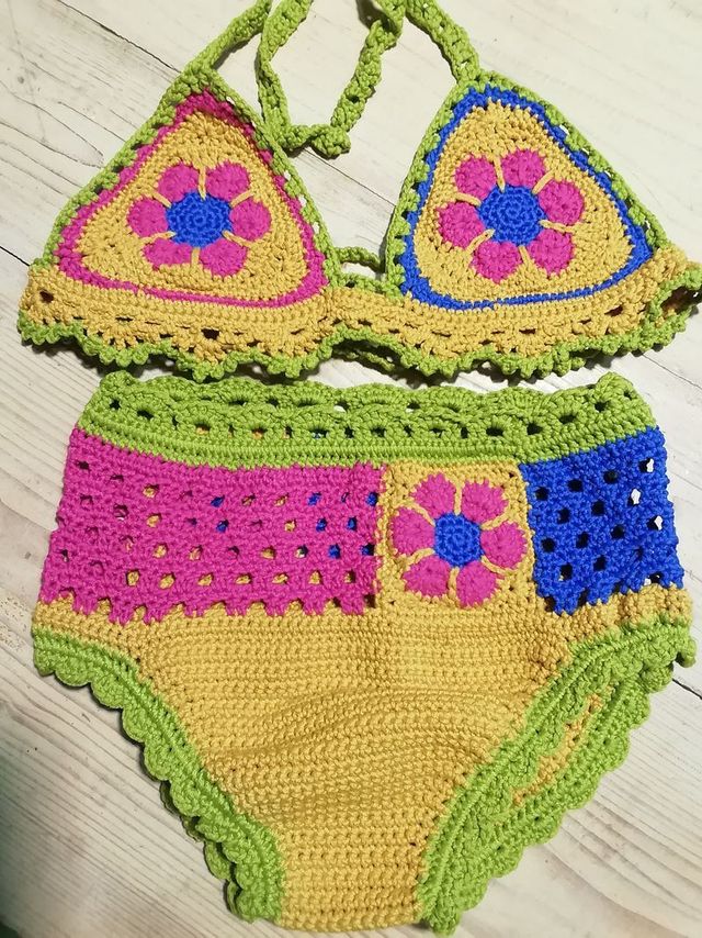 Bañador braguita y top en Crochet 6-8 años