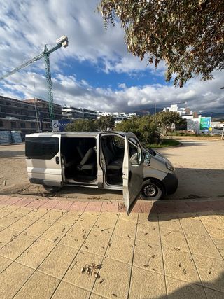 Opel Vivaro 2006 (NEGOCIABLE)