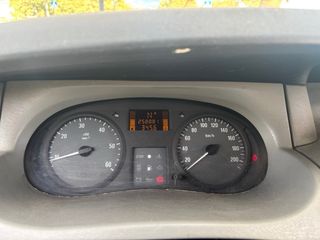 Opel Vivaro 2006 (NEGOCIABLE)